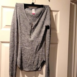 No boundaries ribbed knit tip blouse gray grey sz small